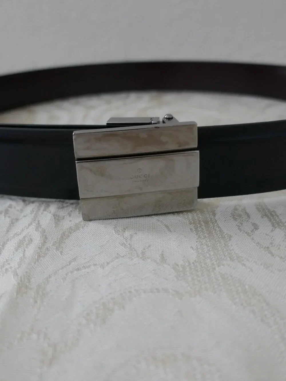 Gucci Belt Men's Black Brown Reversible Rectangular Buckle Italy Quiet Luxury